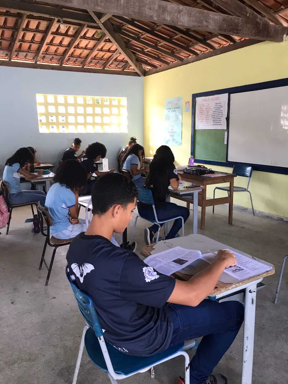 Camacã: Estudantes da rede municipal de ensino participam de simulados do Projeto foco no IDEB


